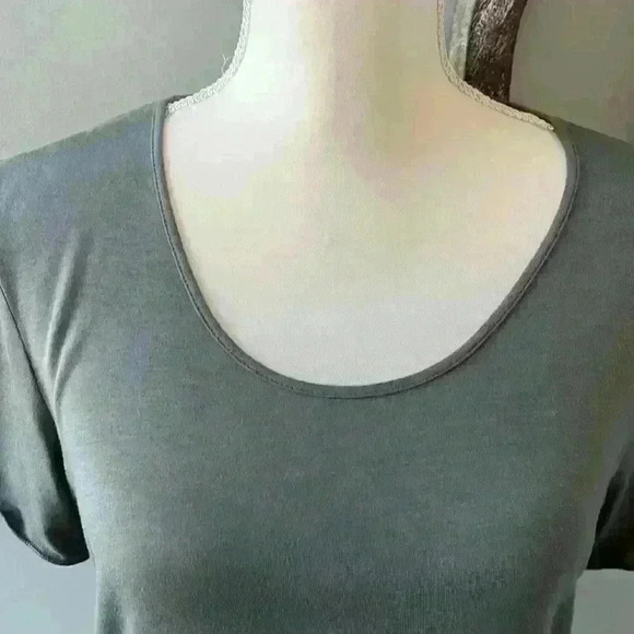 Armani Collezioni T-shirt size 12 gray/green color.  NWT from Neiman Marcus - Picture 2 of 10